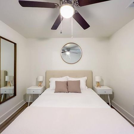 2Br Cedar Lane Road Retreat At Swamp Rabbit Trail! Apartment Greenville Bagian luar foto
