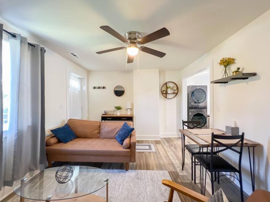 2Br Cedar Lane Road Retreat At Swamp Rabbit Trail! Apartment Greenville Bagian luar foto